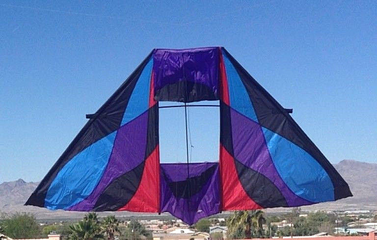 Delta Kite DC Rocky Mountain Delta-Conyne RipStop Nylon Material + HD Carry Bag