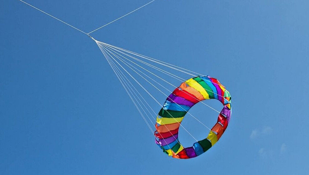HQ Generator Kite Tail Line Laundry Windsock + Lines + Swivel Hook + Carry Bag